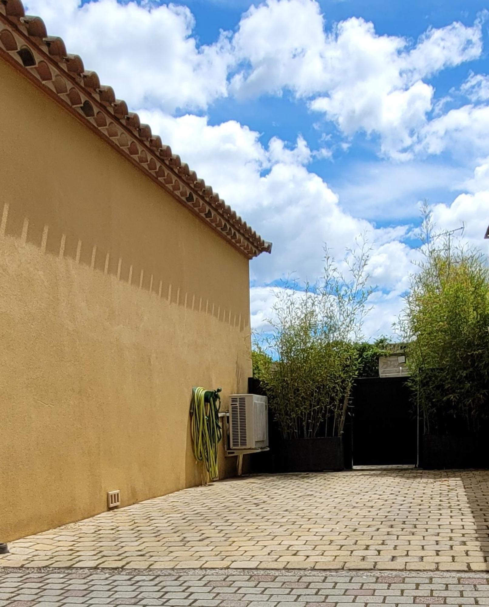 Chez Valeric Διαμέρισμα Lunel  Εξωτερικό φωτογραφία